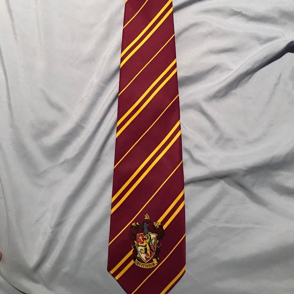 Gryffindor tie